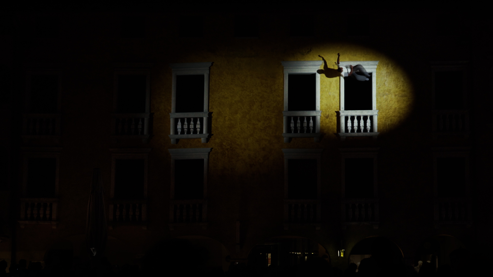 Sequenza.00_00_59_10.Immagine004